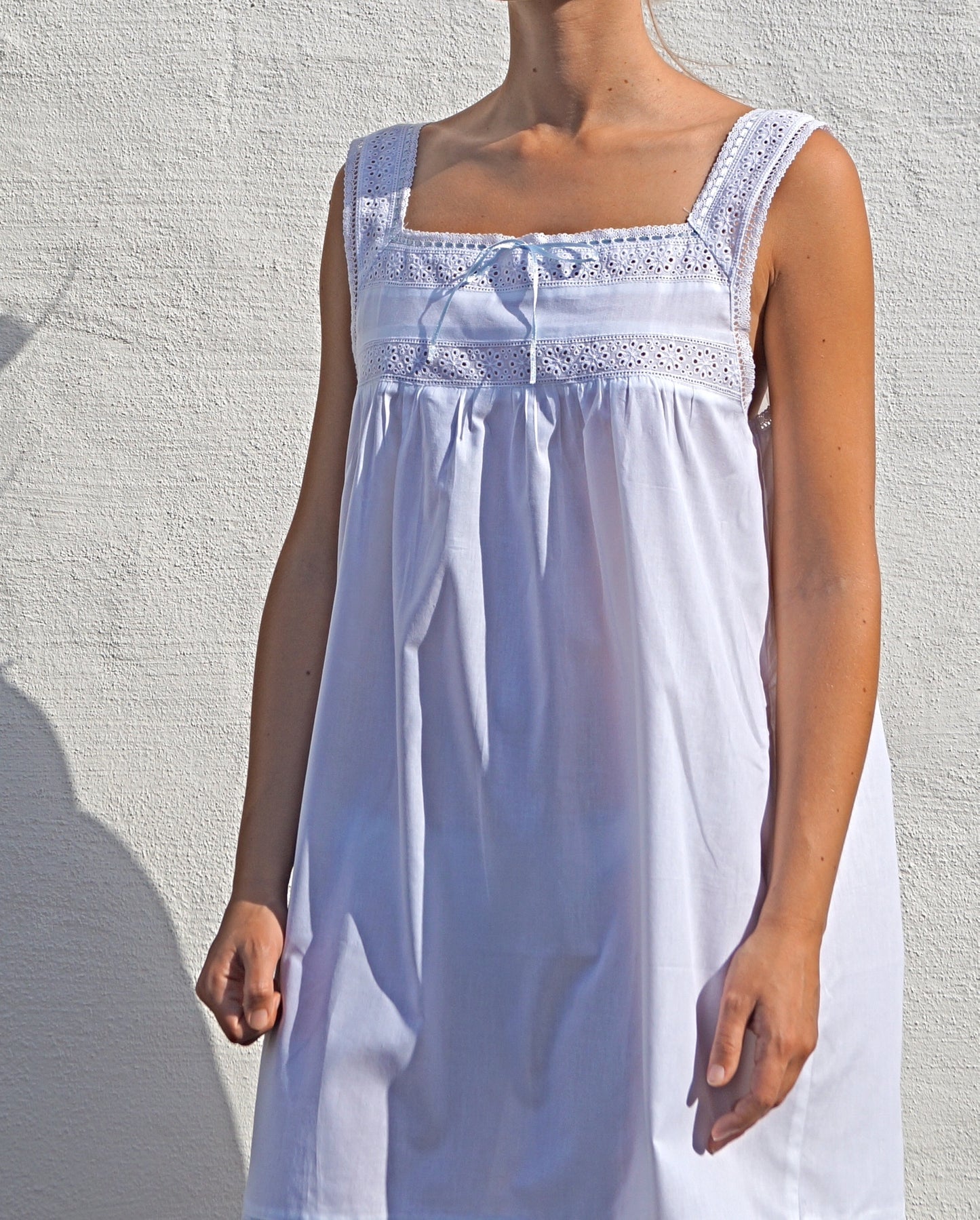 Broderie Anglaise